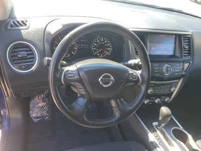 2019 Nissan Pathfinder SV