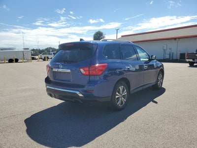 2019 Nissan Pathfinder SV