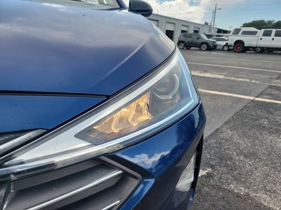 2019 Hyundai Elantra SEL
