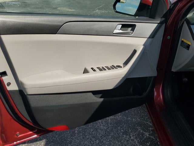 2016 Hyundai Sonata 2.4L SE