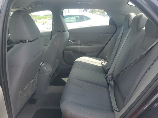2021 Hyundai Elantra SE
