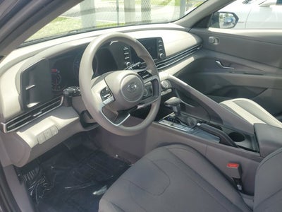 2021 Hyundai Elantra SE
