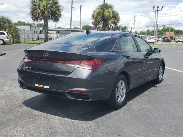 2021 Hyundai Elantra SE
