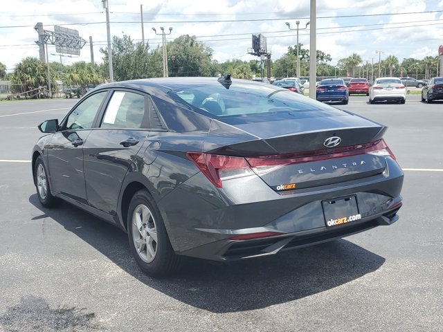 2021 Hyundai Elantra SE