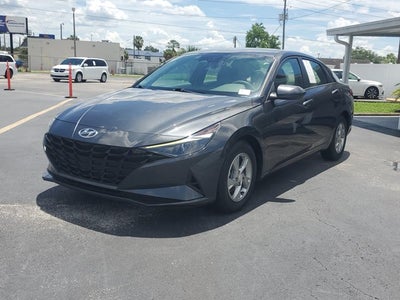 2021 Hyundai Elantra SE