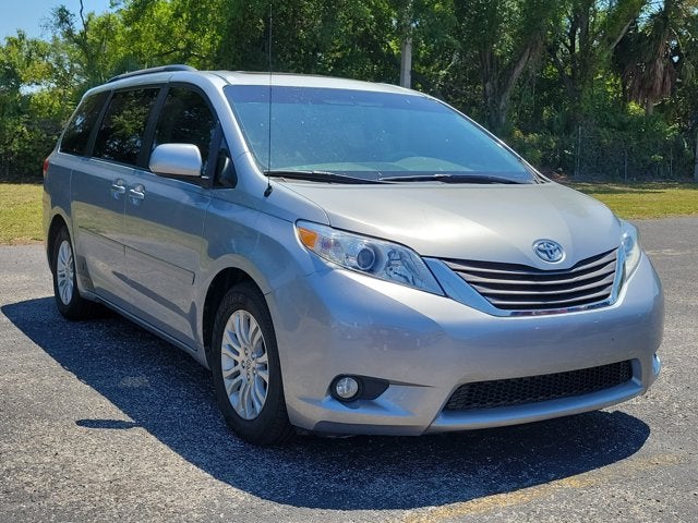 2011 Toyota Sienna Base