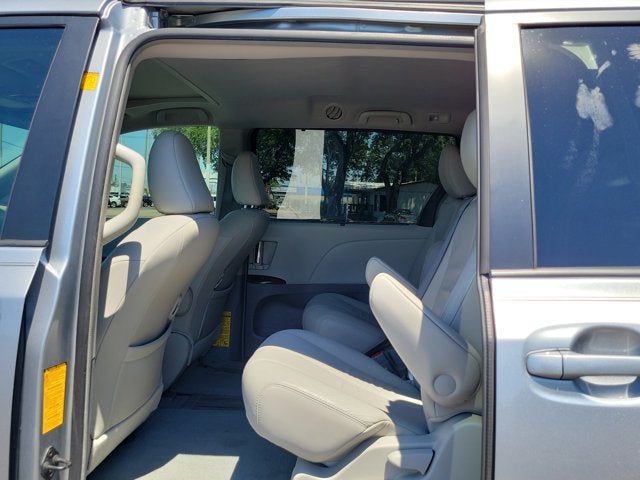 2011 Toyota Sienna Base