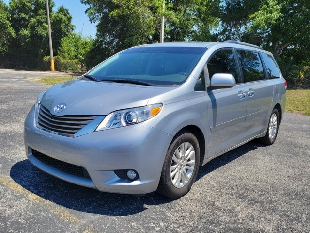 2011 Toyota Sienna Base