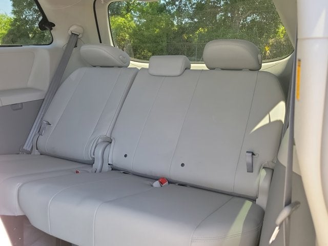 2011 Toyota Sienna Base