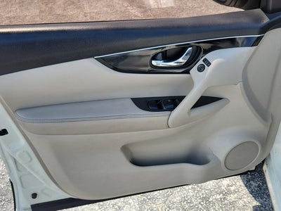 2017 Nissan Rogue Sport SL