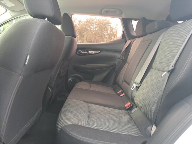 2017 Nissan Rogue Sport SV