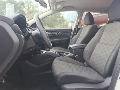 2017 Nissan Rogue Sport SV