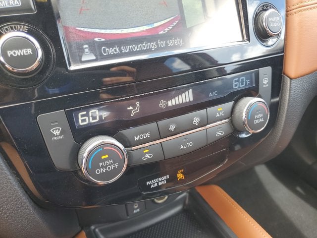 2017 Nissan Rogue SL