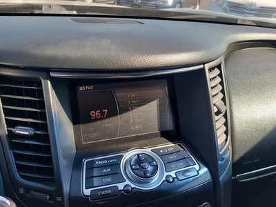 2016 INFINITI QX70 RWD 4dr