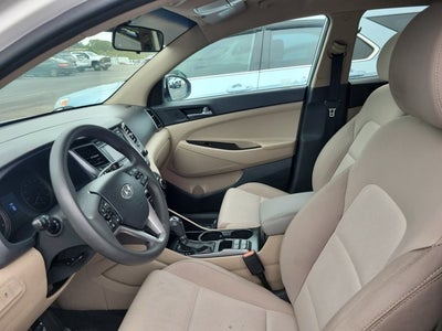 2016 Hyundai Tucson SE