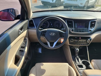 2016 Hyundai Tucson SE