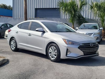 2019 Hyundai Elantra SE
