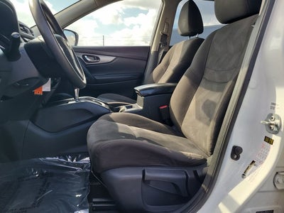 2016 Nissan Rogue Base