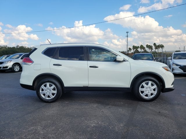 2016 Nissan Rogue Base