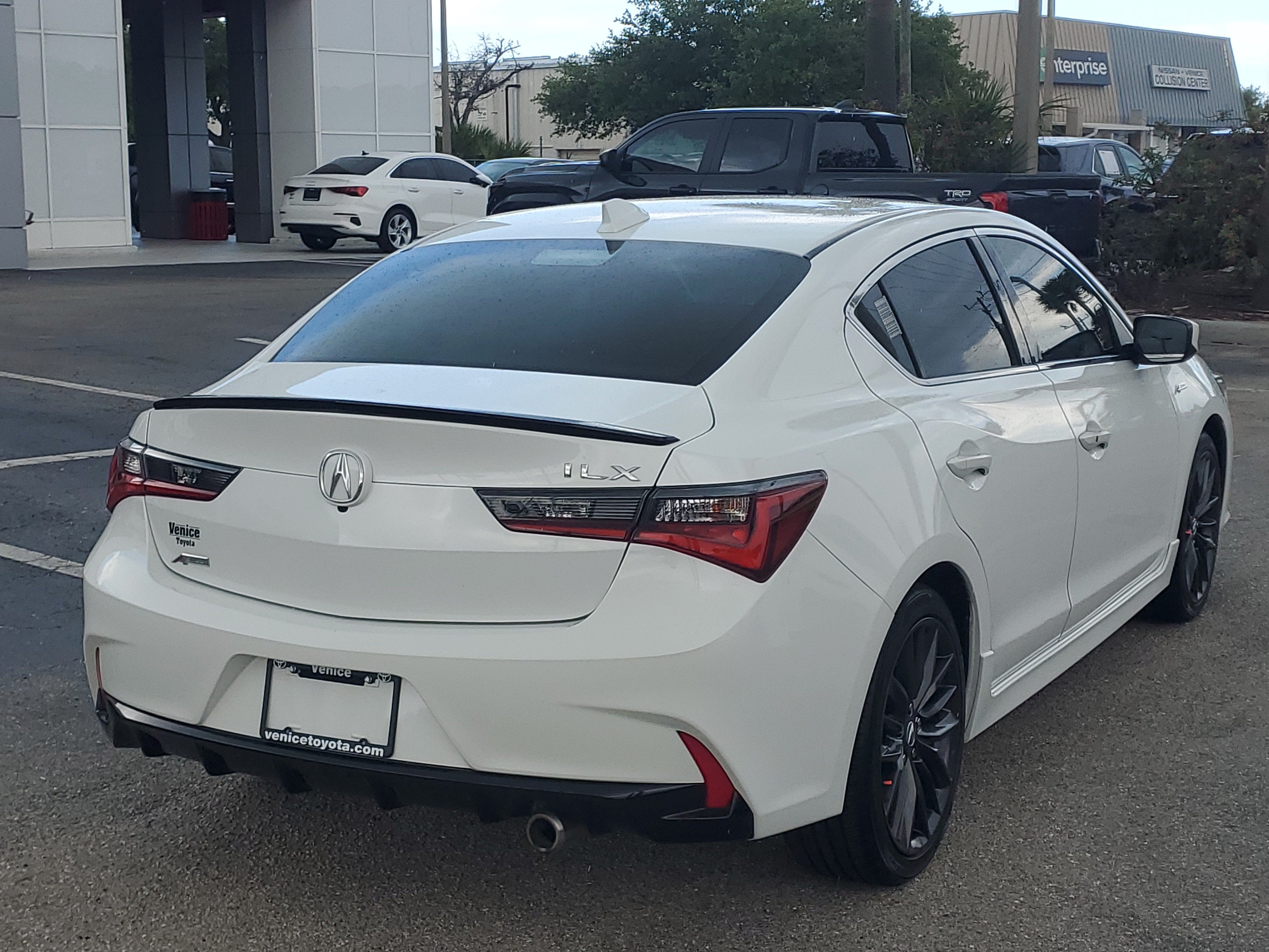 2022 Acura ILX w/Premium/A-SPEC Package