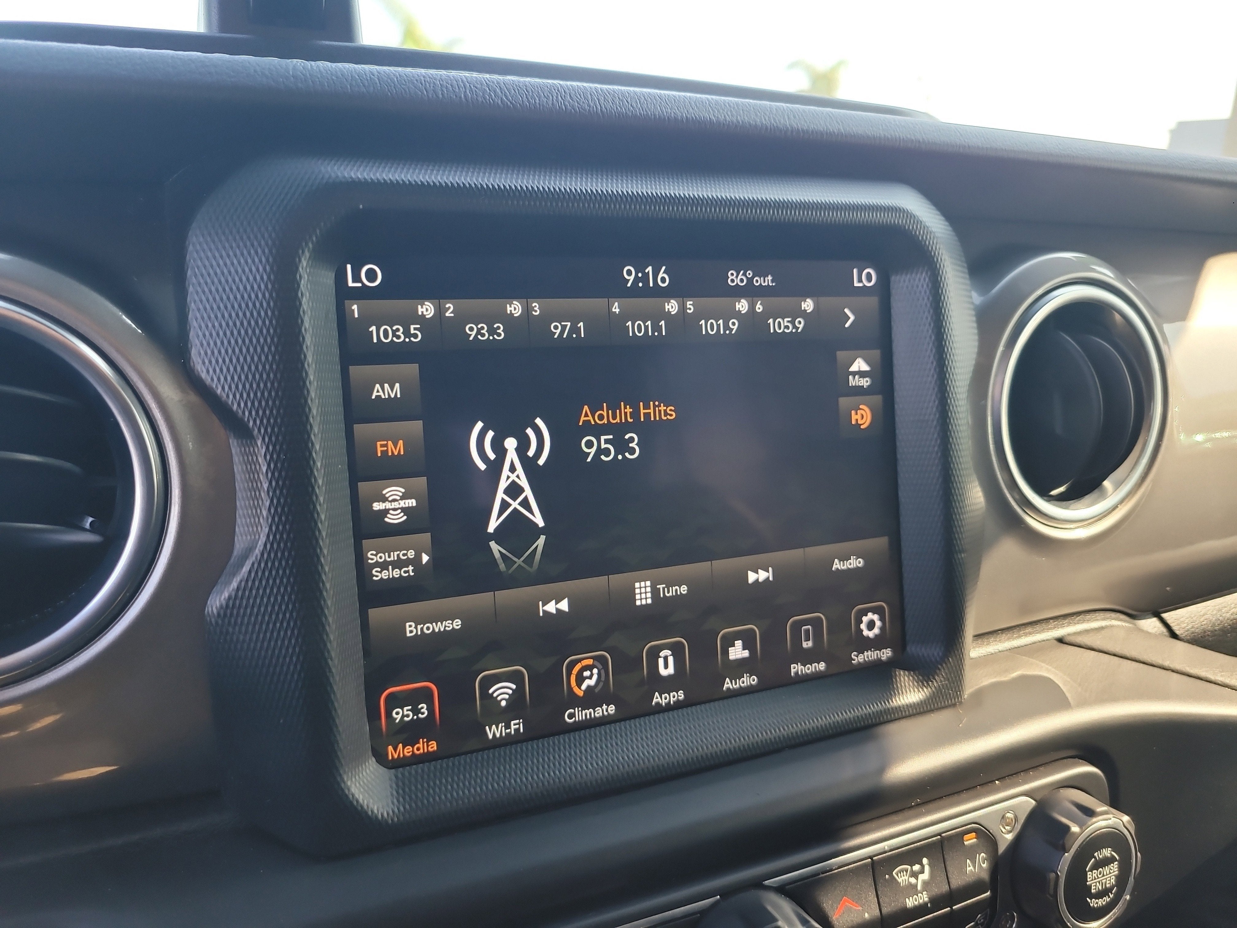 2021 Jeep Gladiator Overland