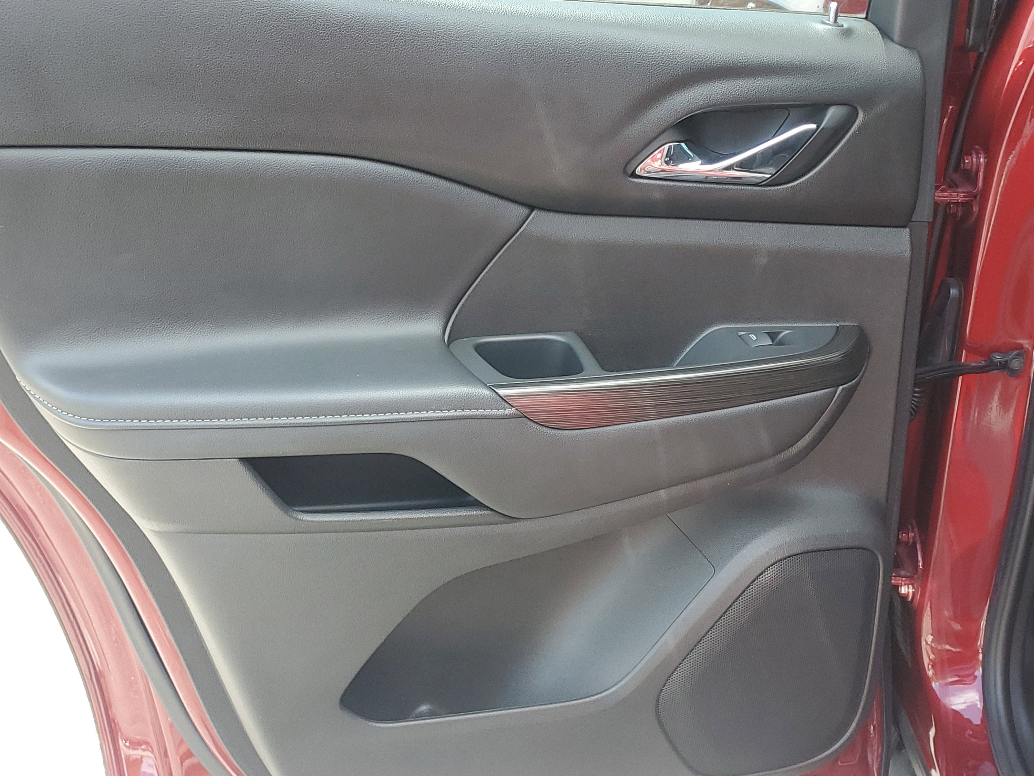 2018 GMC Acadia SLT