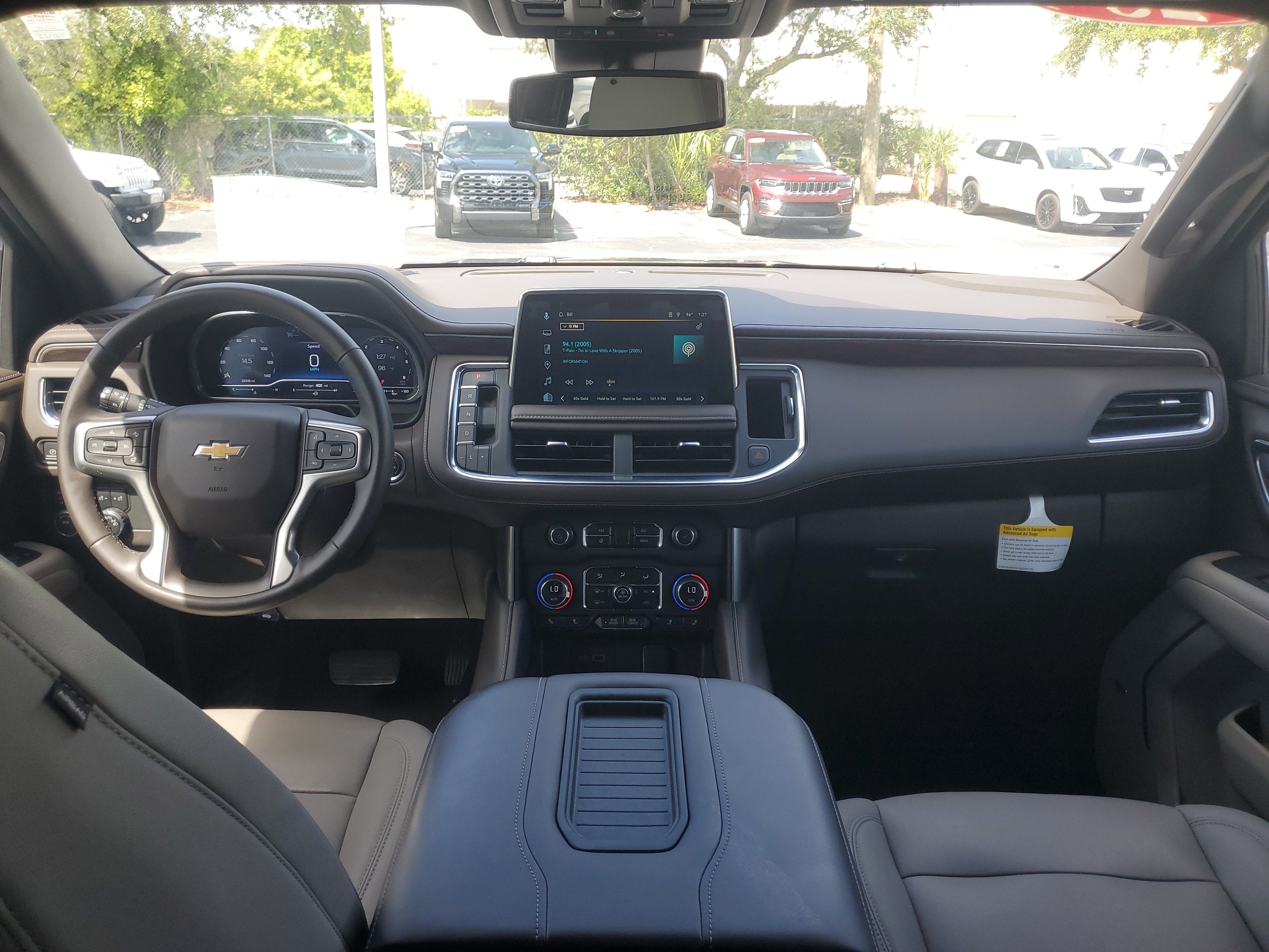 2023 Chevrolet Suburban LT