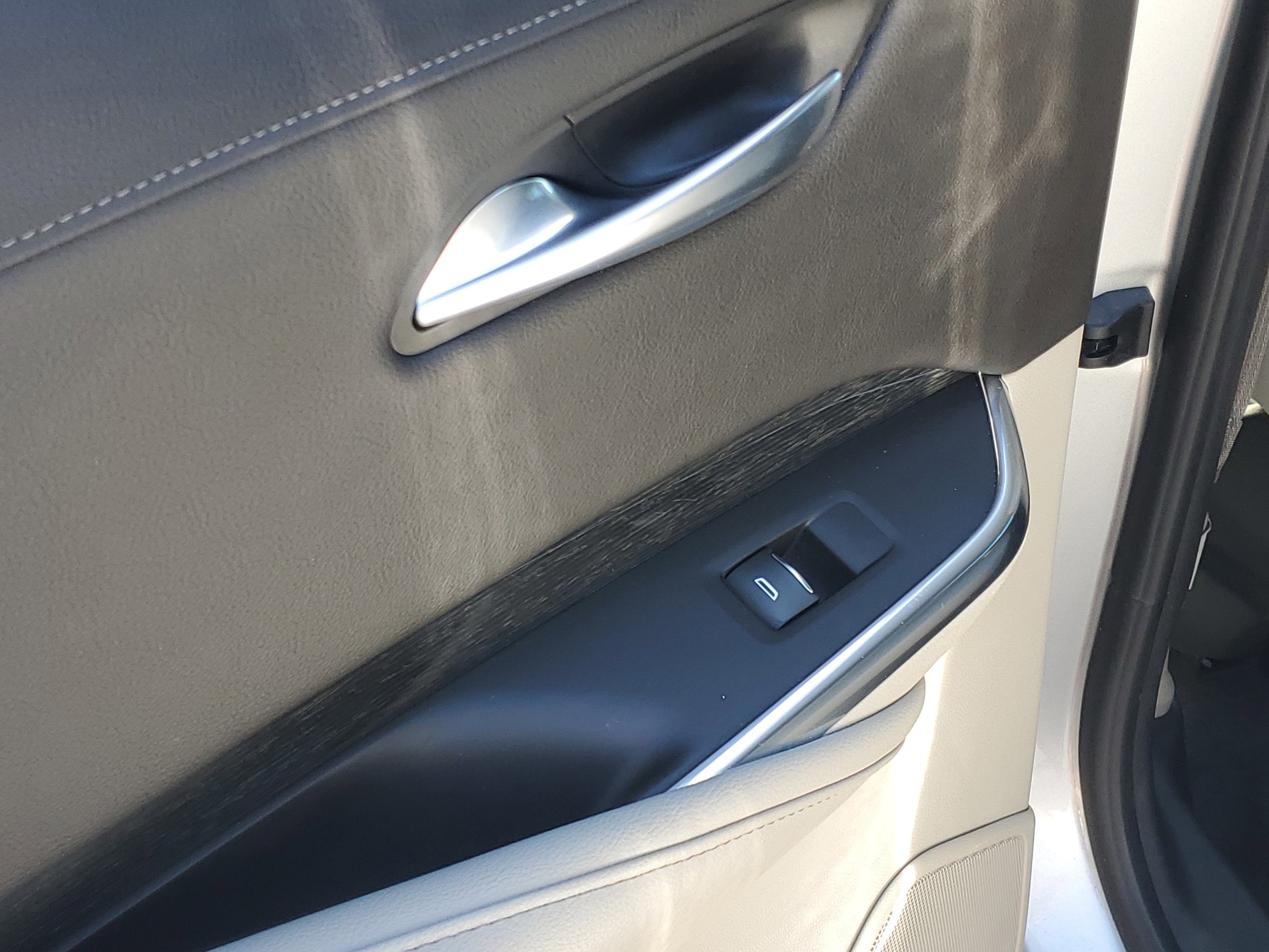 2019 Cadillac XT4 FWD Premium Luxury