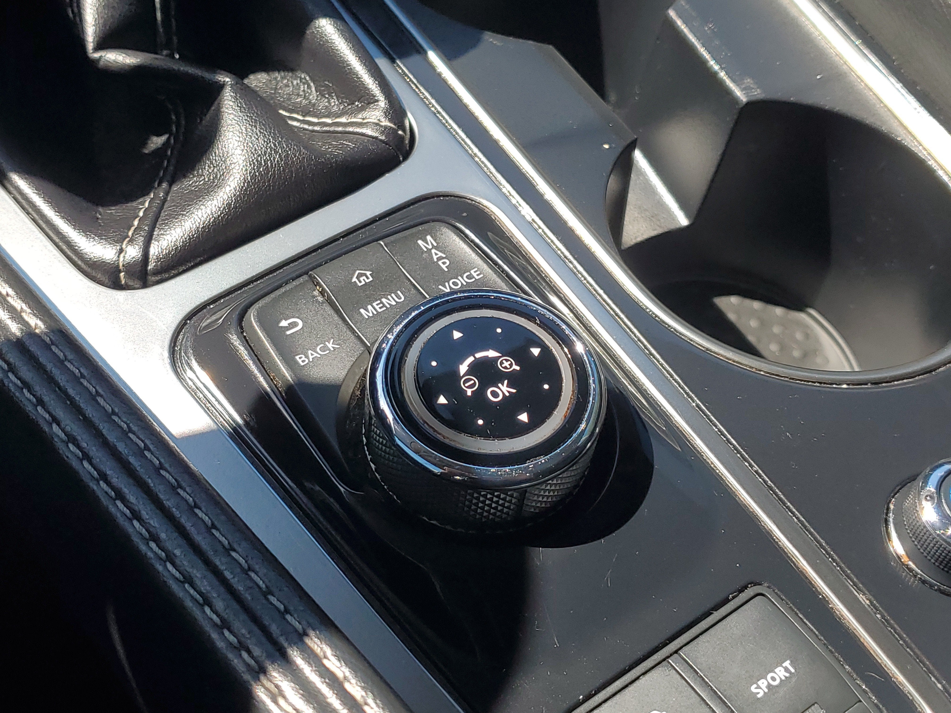 2022 Nissan Maxima Platinum