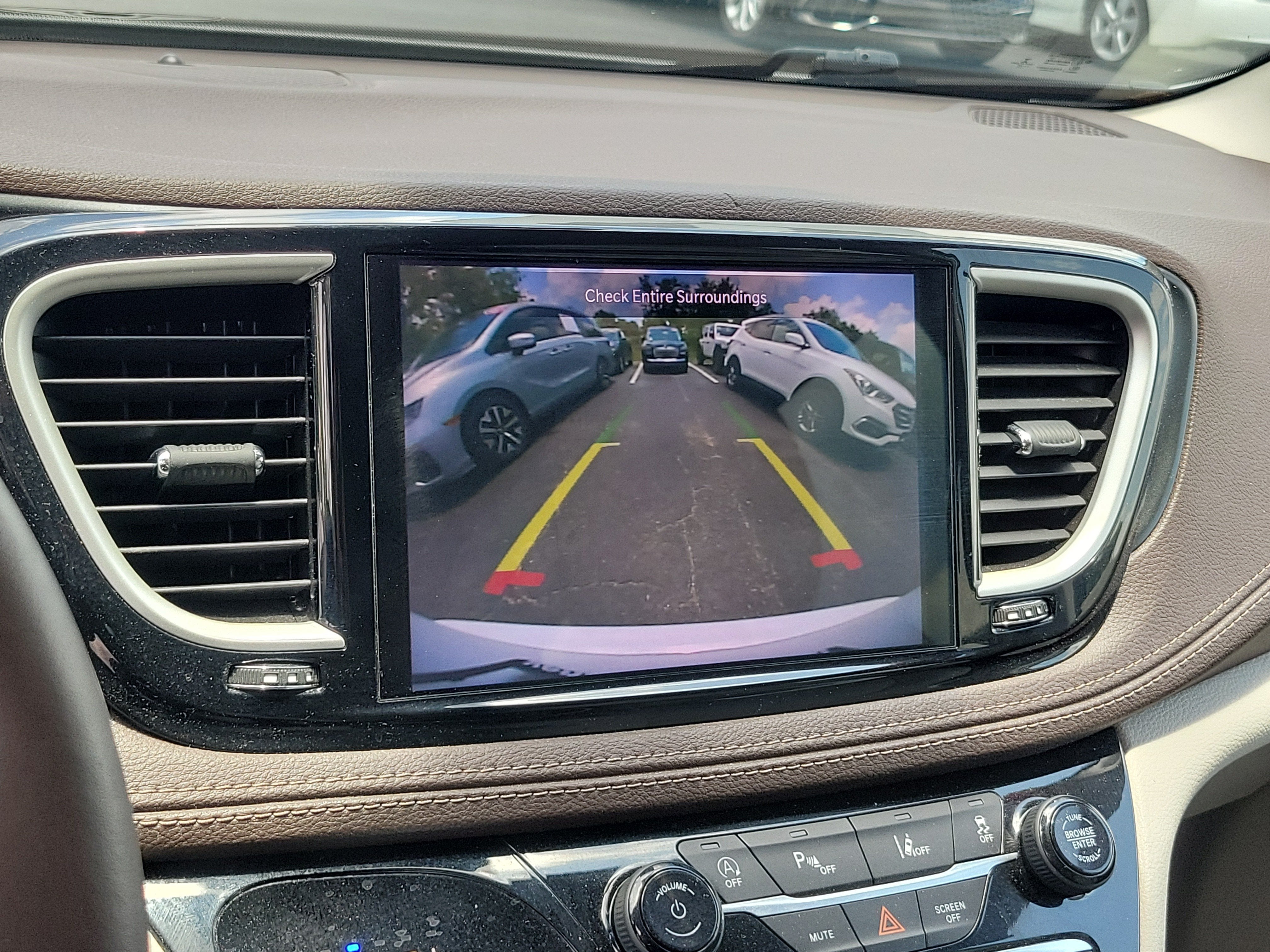 2021 Chrysler Pacifica Touring L