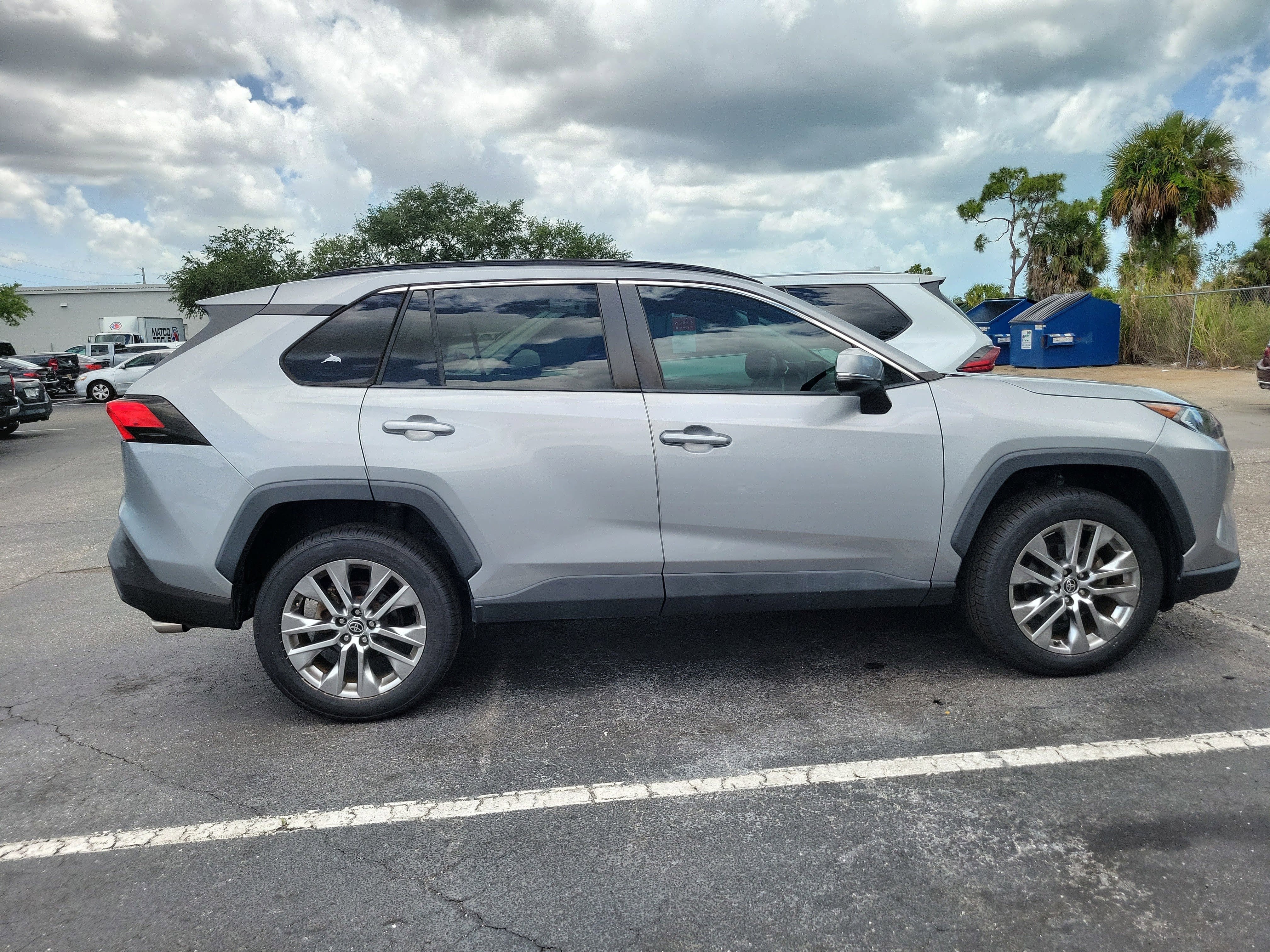 2021 Toyota RAV4 XLE Premium