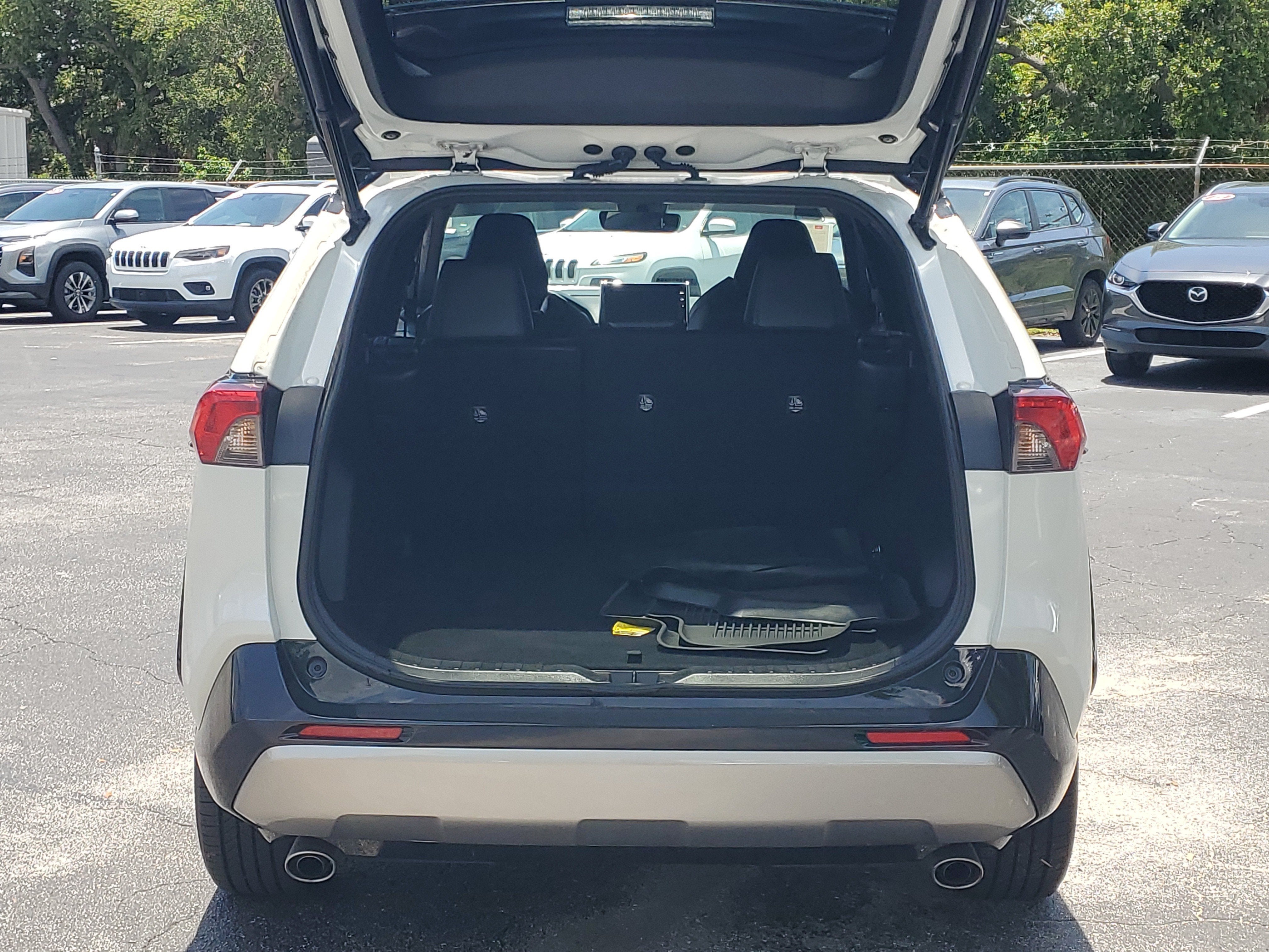 2022 Toyota RAV4 Hybrid XSE