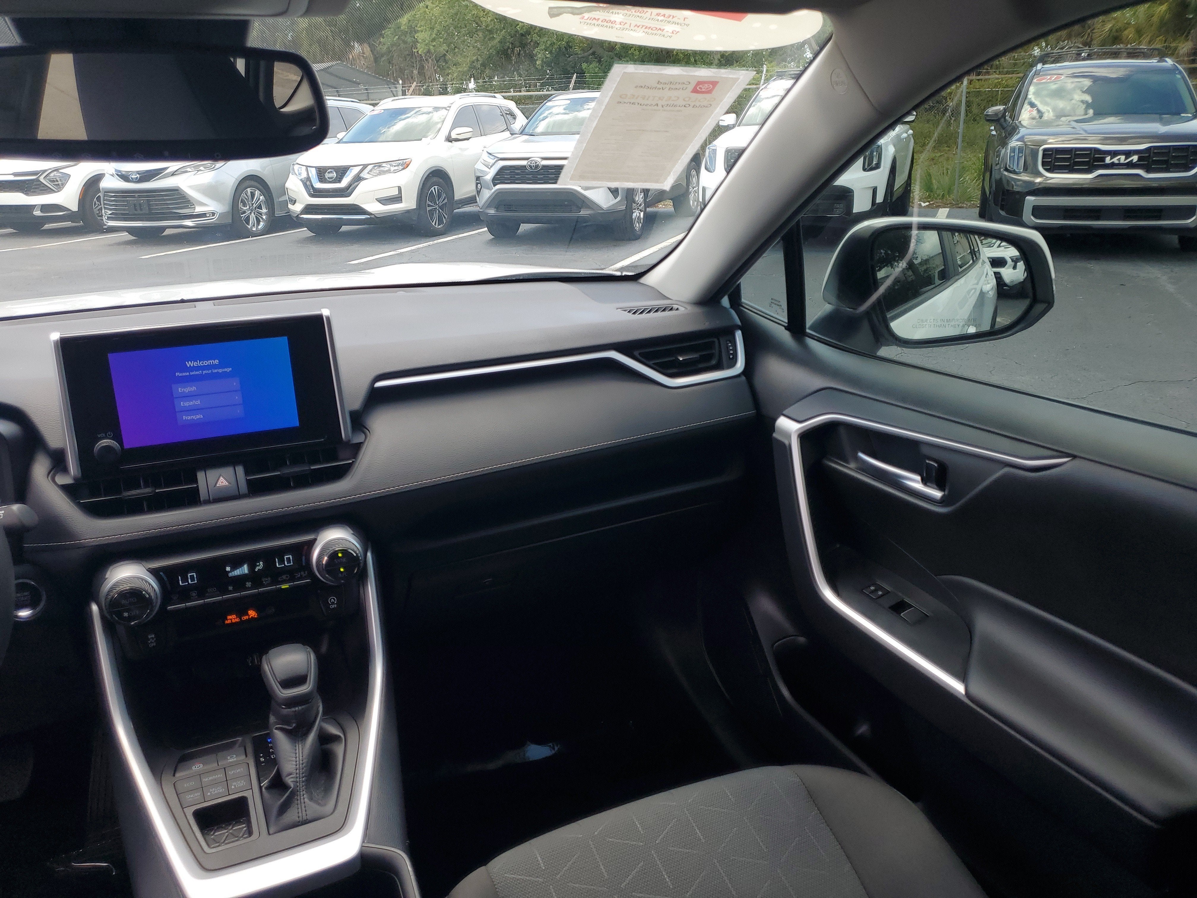 2024 Toyota RAV4 XLE
