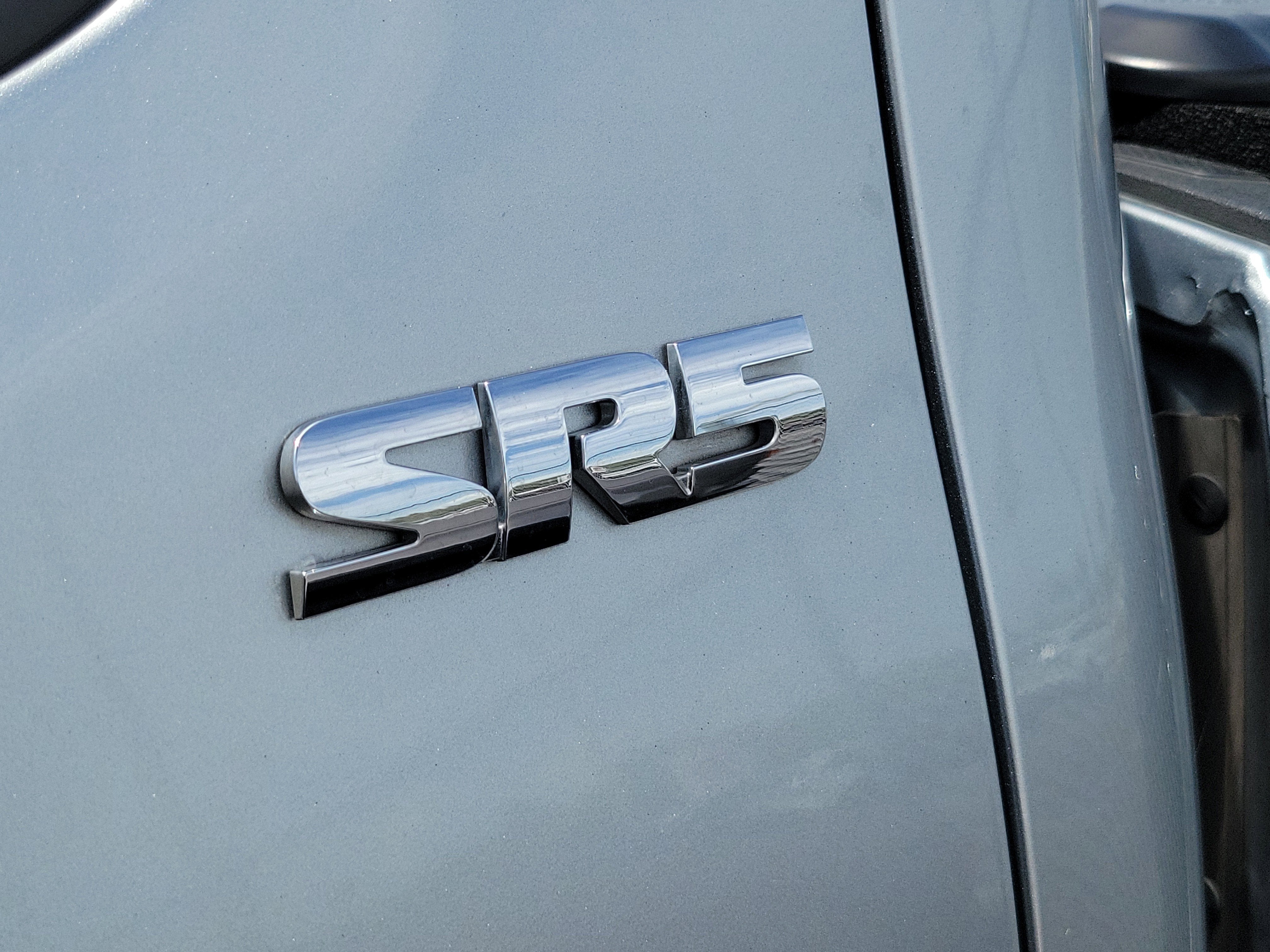2022 Toyota Tacoma 2WD SR5