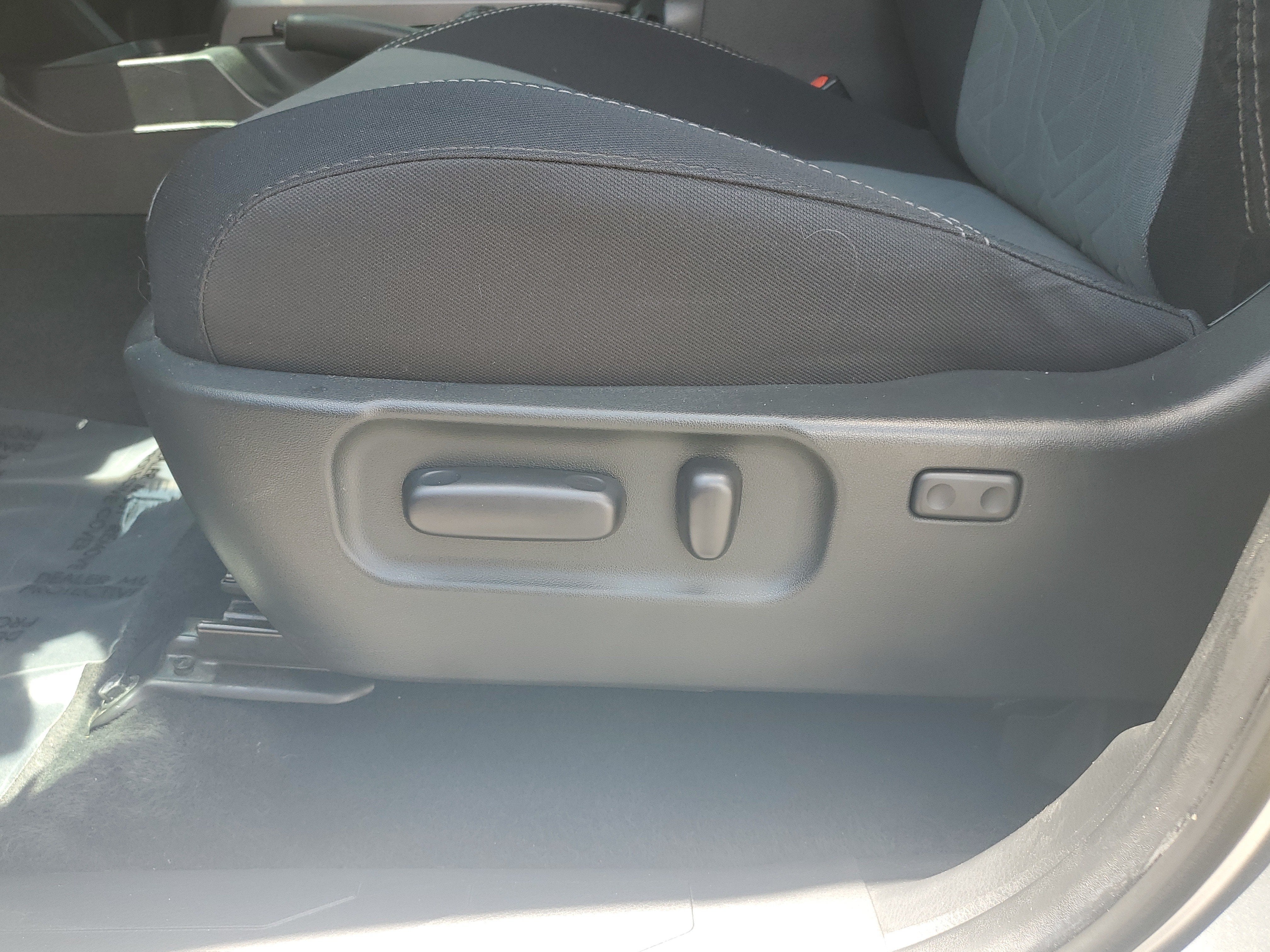 2022 Toyota Tacoma 2WD SR5