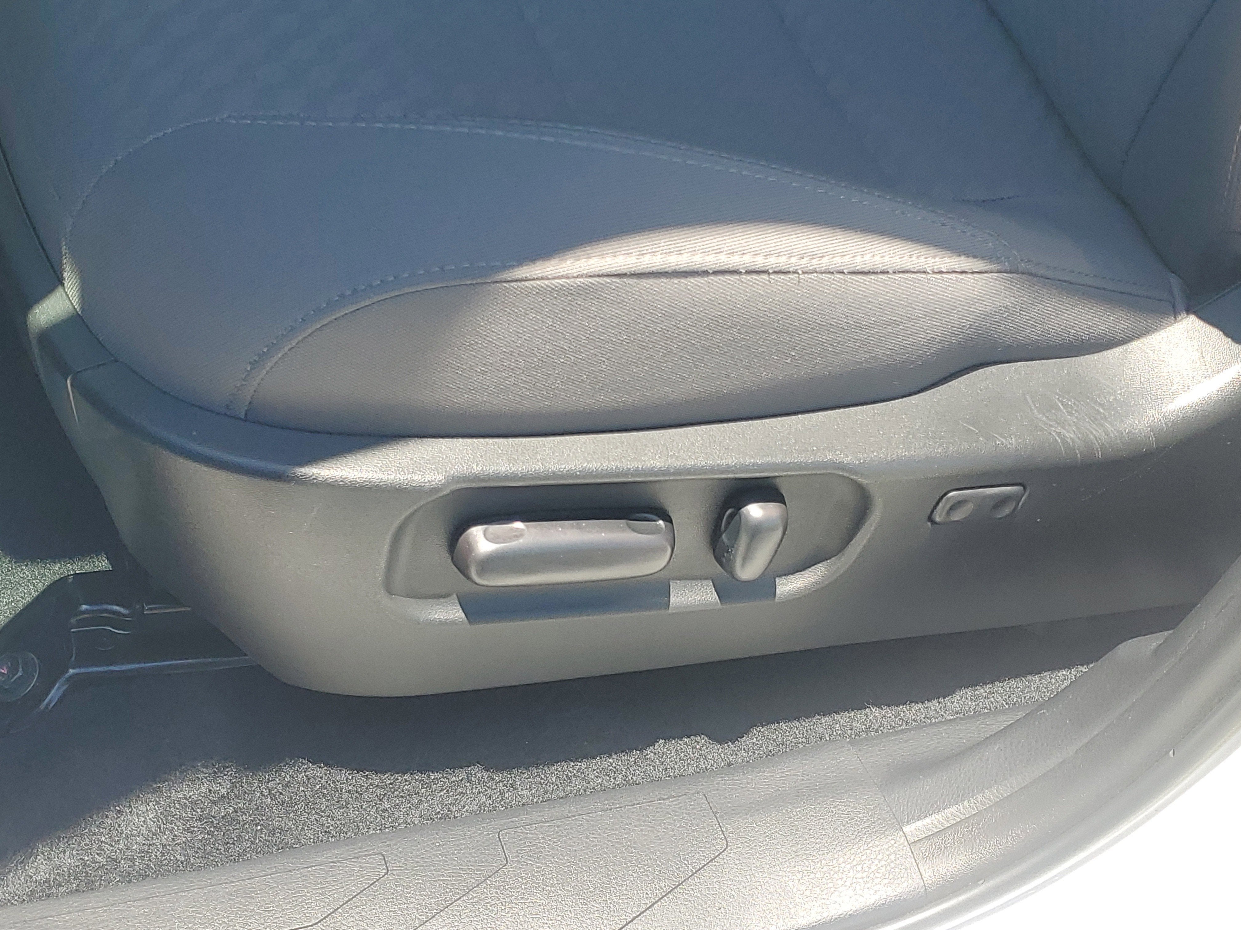 2023 Toyota Tacoma 2WD SR5