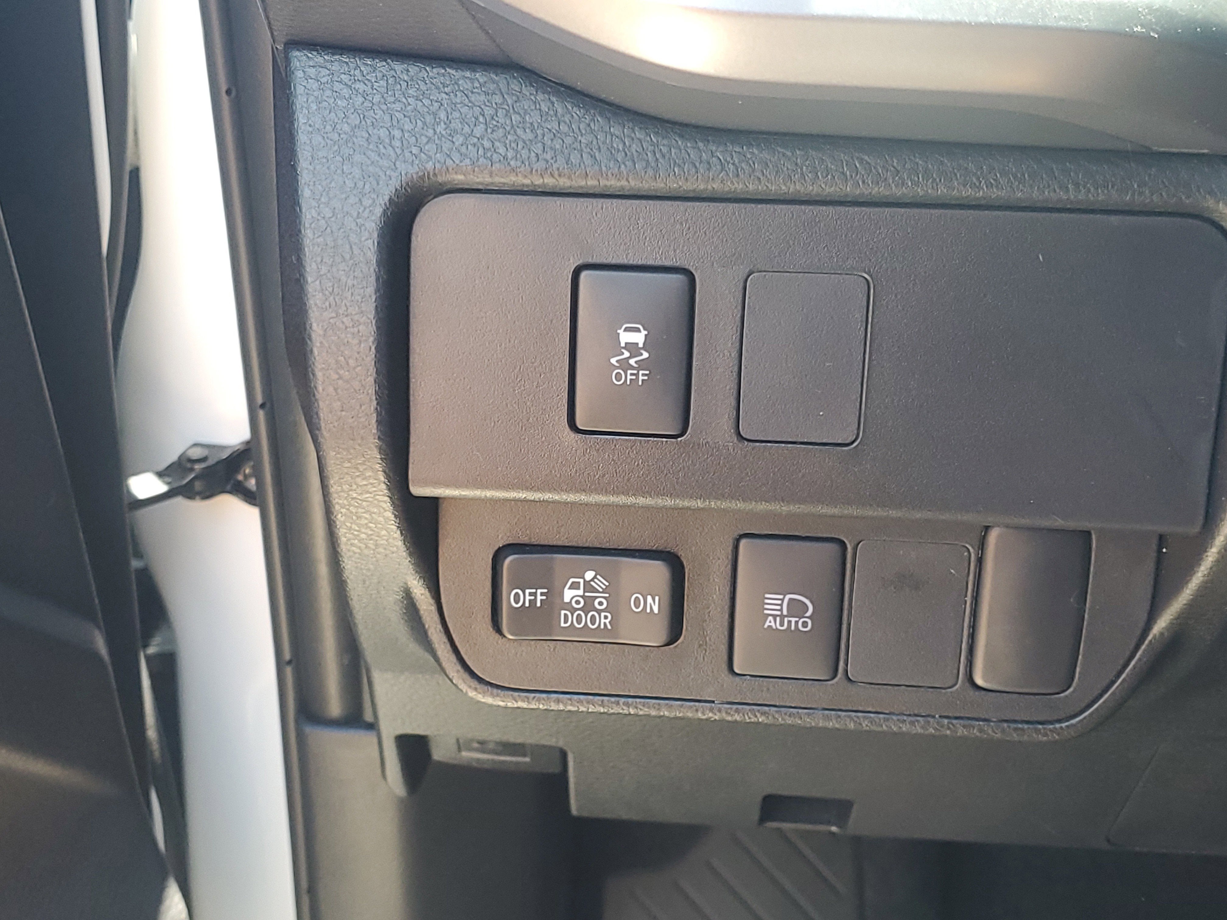 2023 Toyota Tacoma 2WD SR5