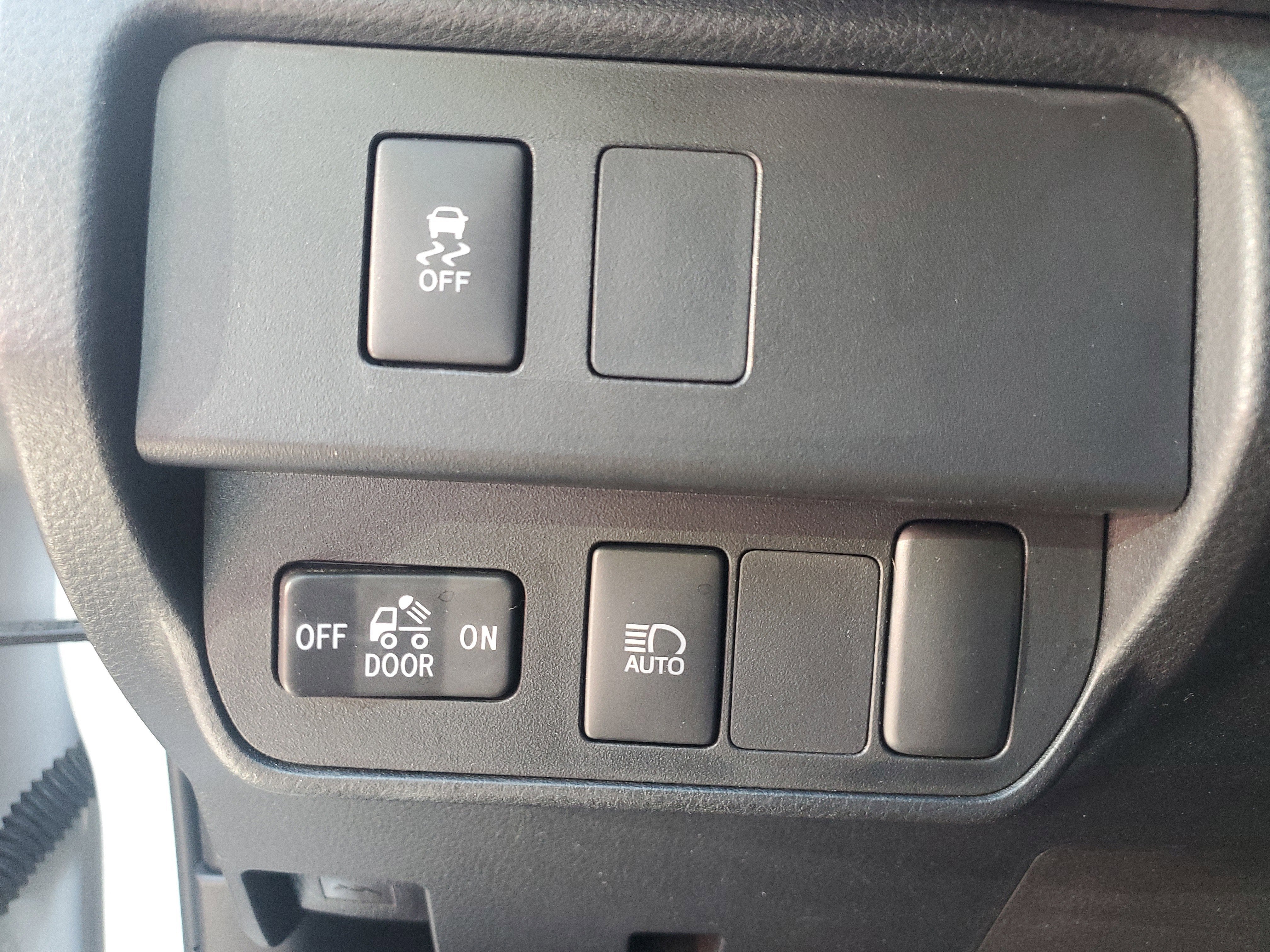 2023 Toyota Tacoma 4WD SR5