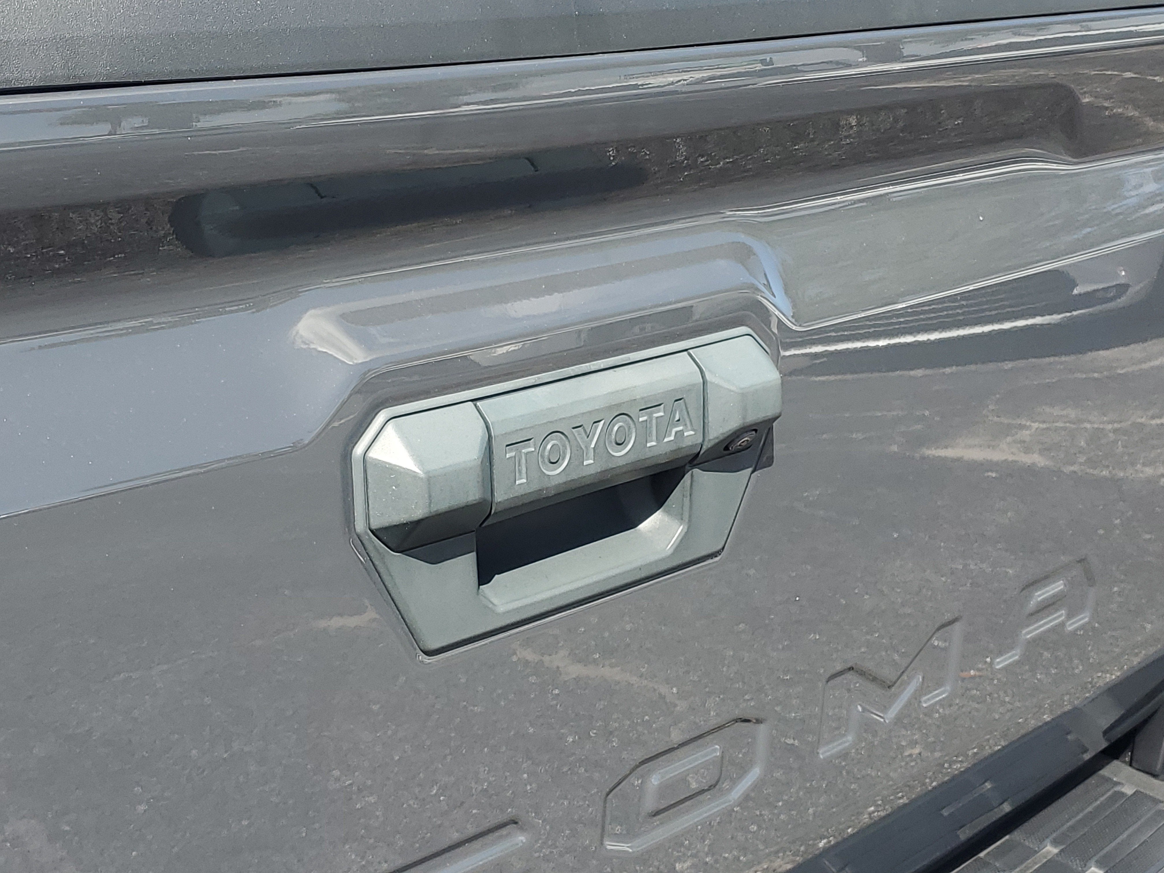 2024 Toyota Tacoma 4WD SR5
