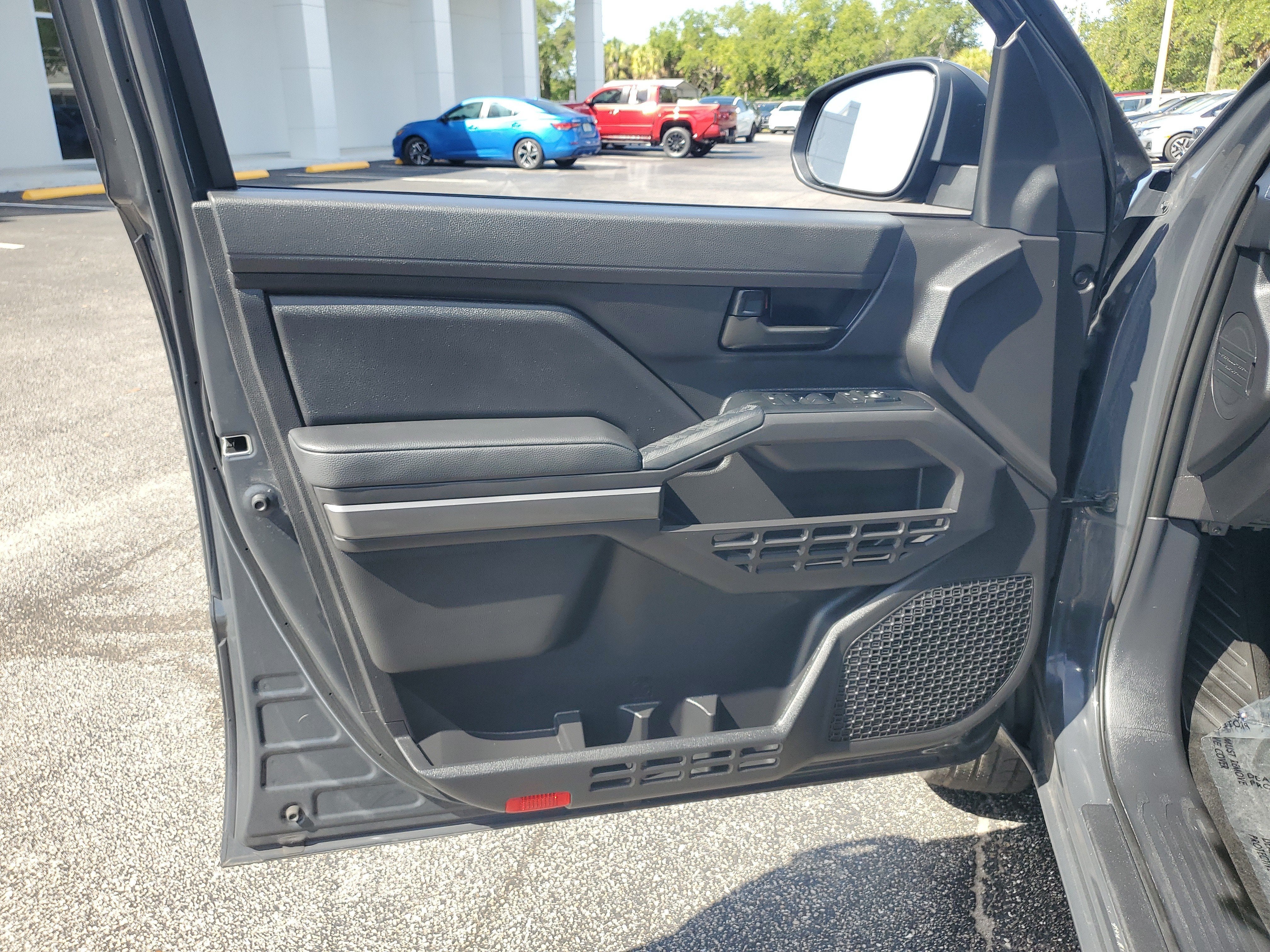 2024 Toyota Tacoma 4WD SR5