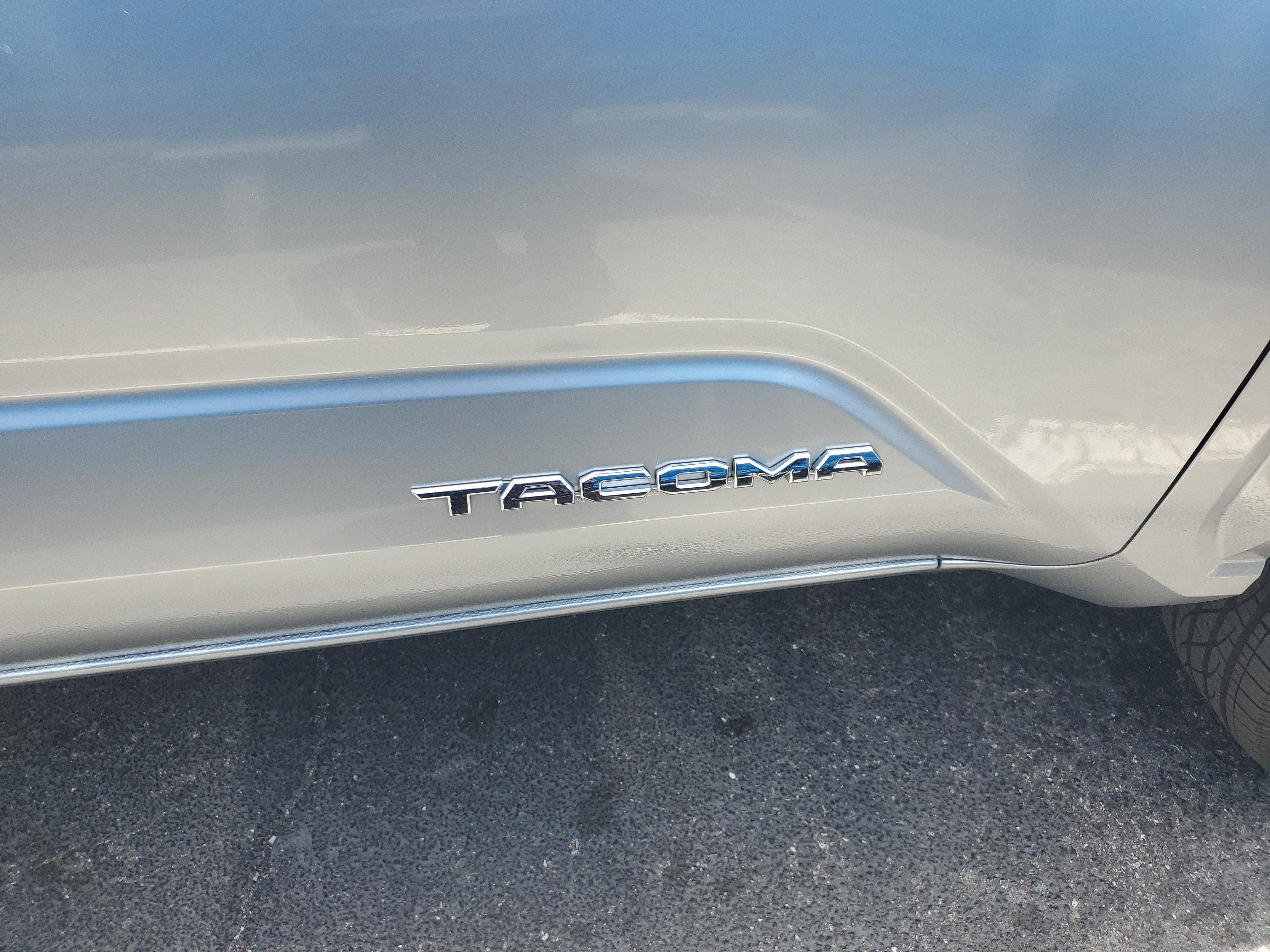 2024 Toyota Tacoma 4WD SR5