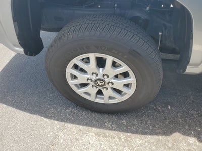 2024 Toyota Tacoma 4WD SR5