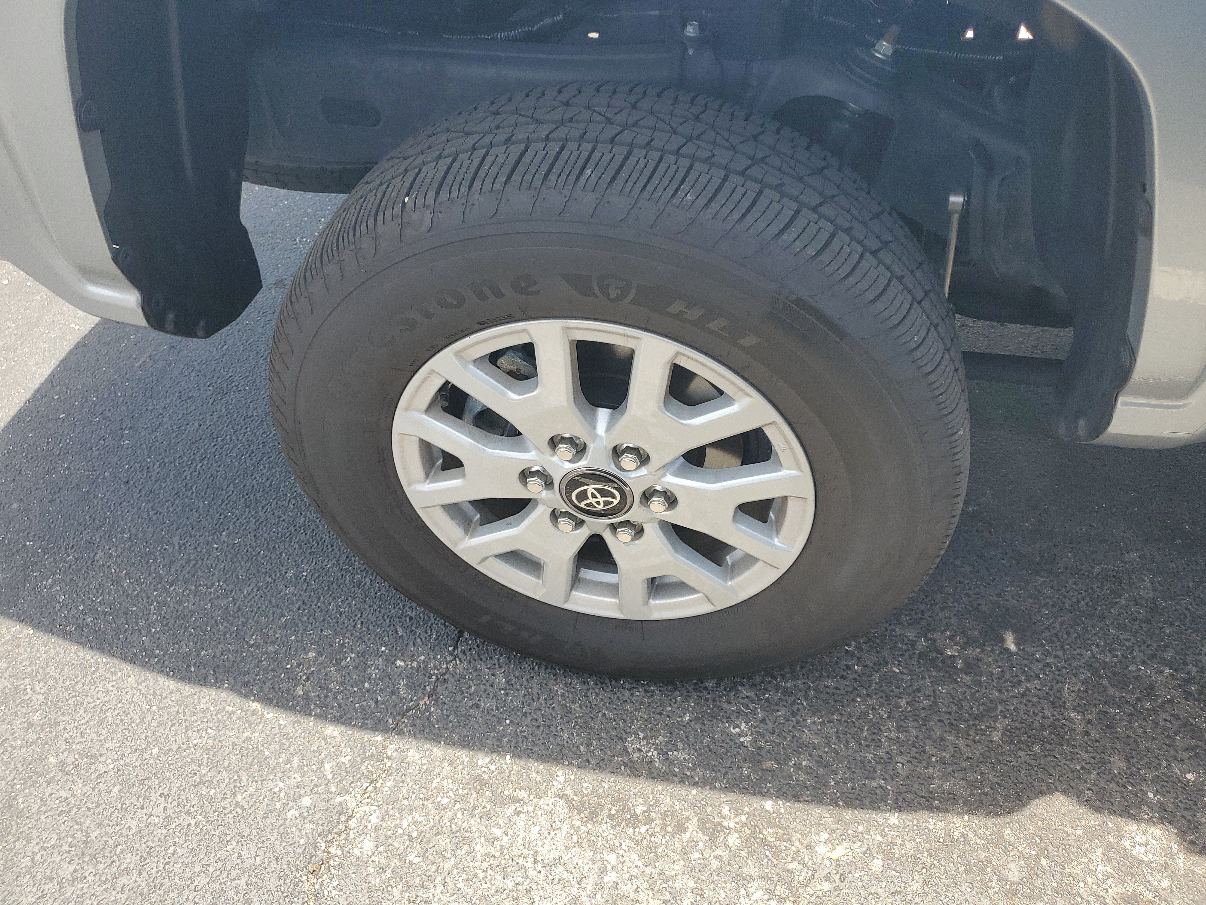 2024 Toyota Tacoma 4WD SR5