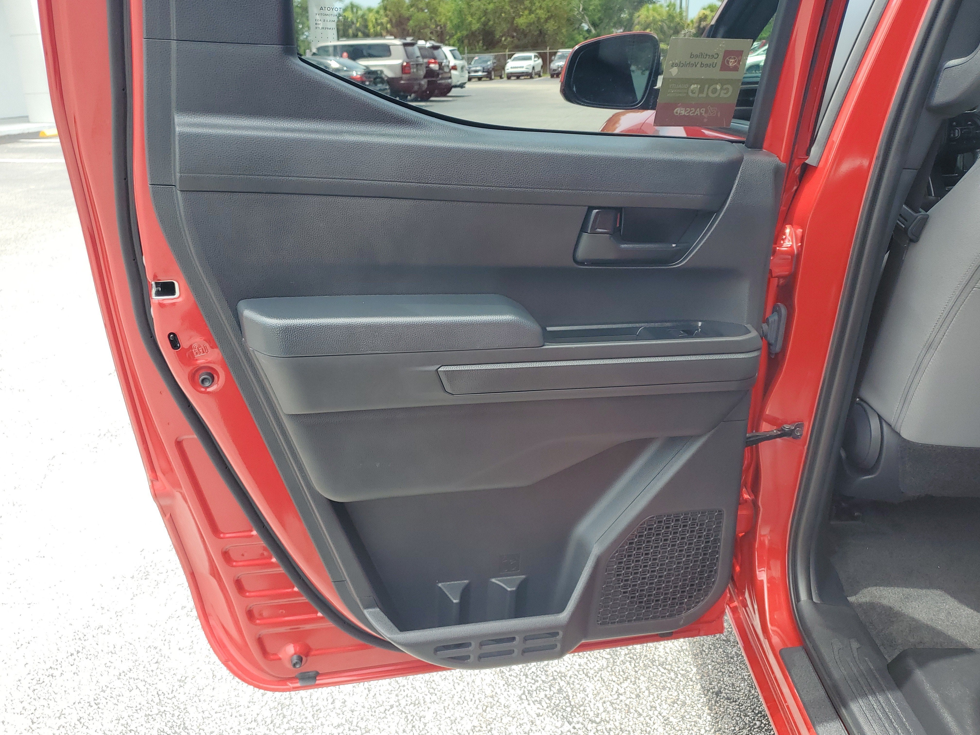 2025 Toyota Tacoma 4WD SR5