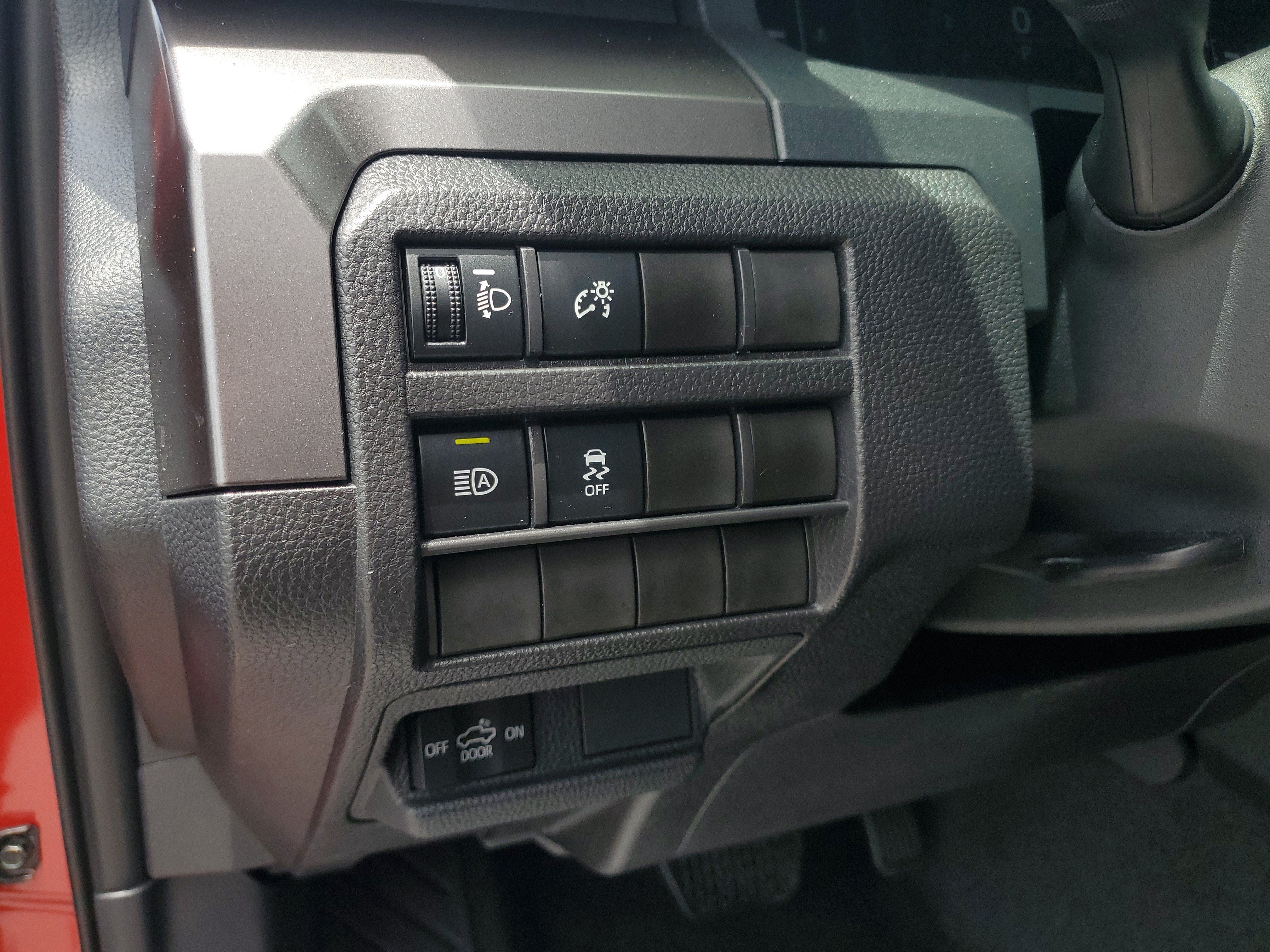 2025 Toyota Tacoma 4WD SR5