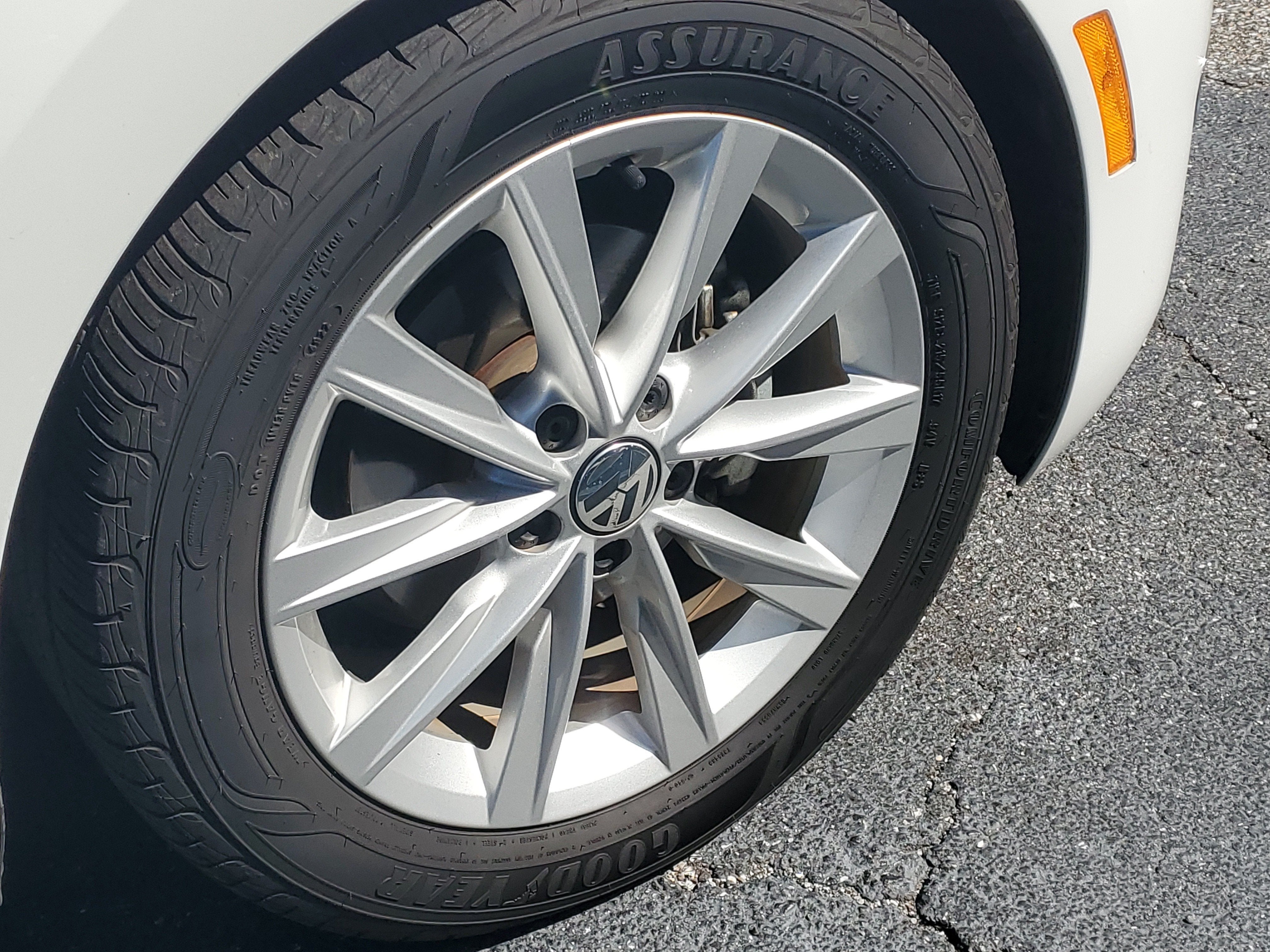 2017 Volkswagen Beetle Convertible 1.8T S