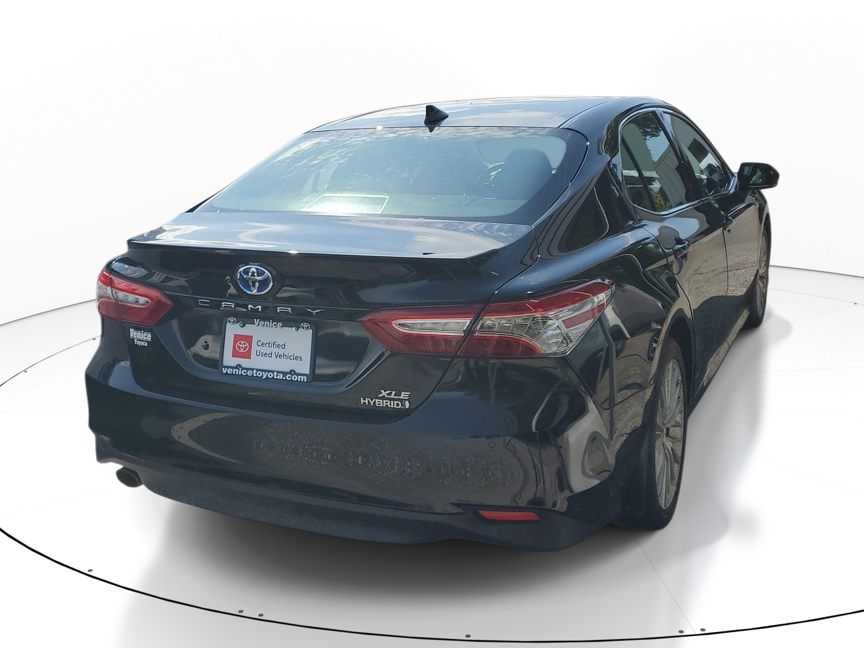 2018 Toyota Camry Hybrid XLE