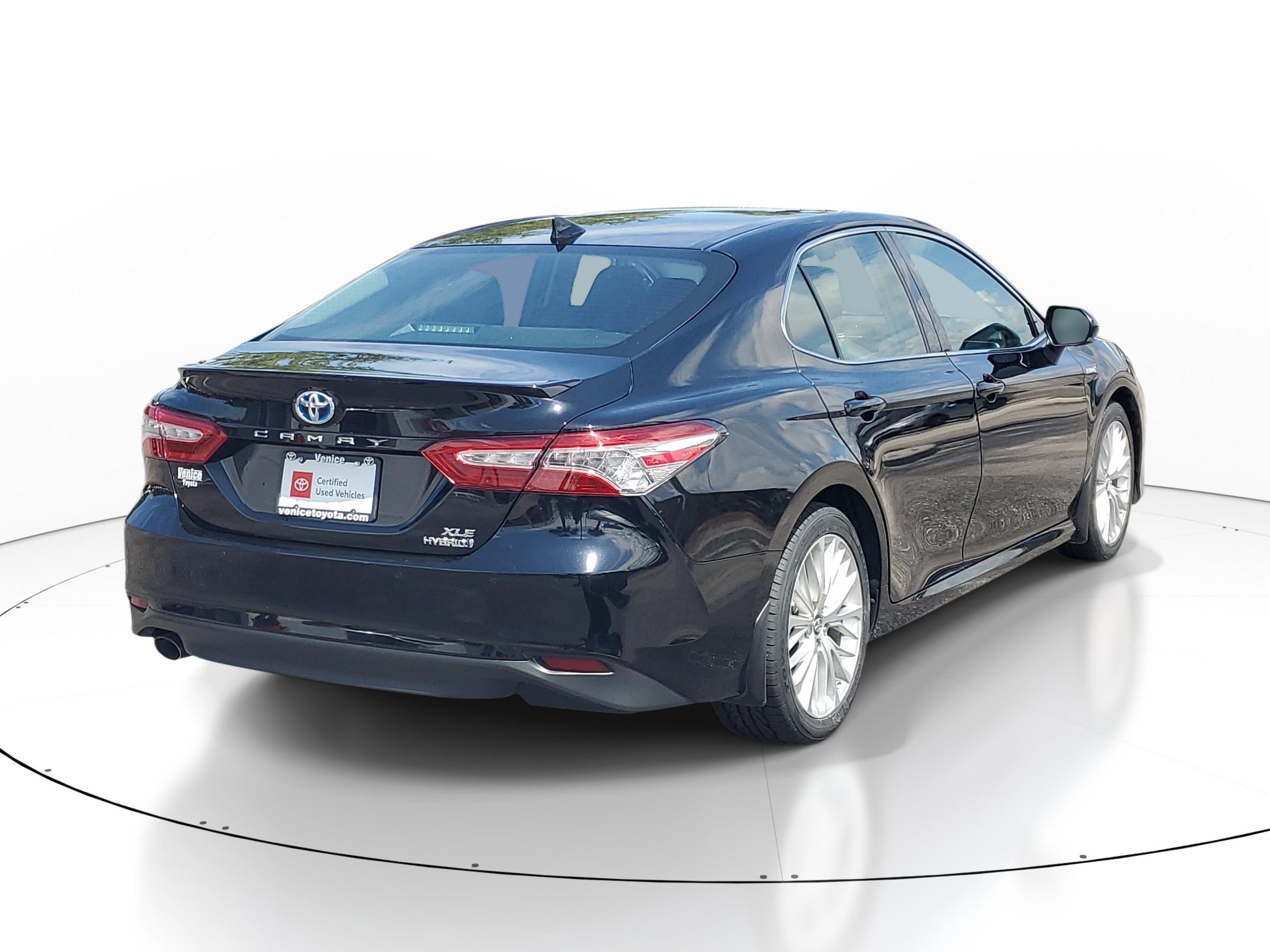 2018 Toyota Camry Hybrid XLE
