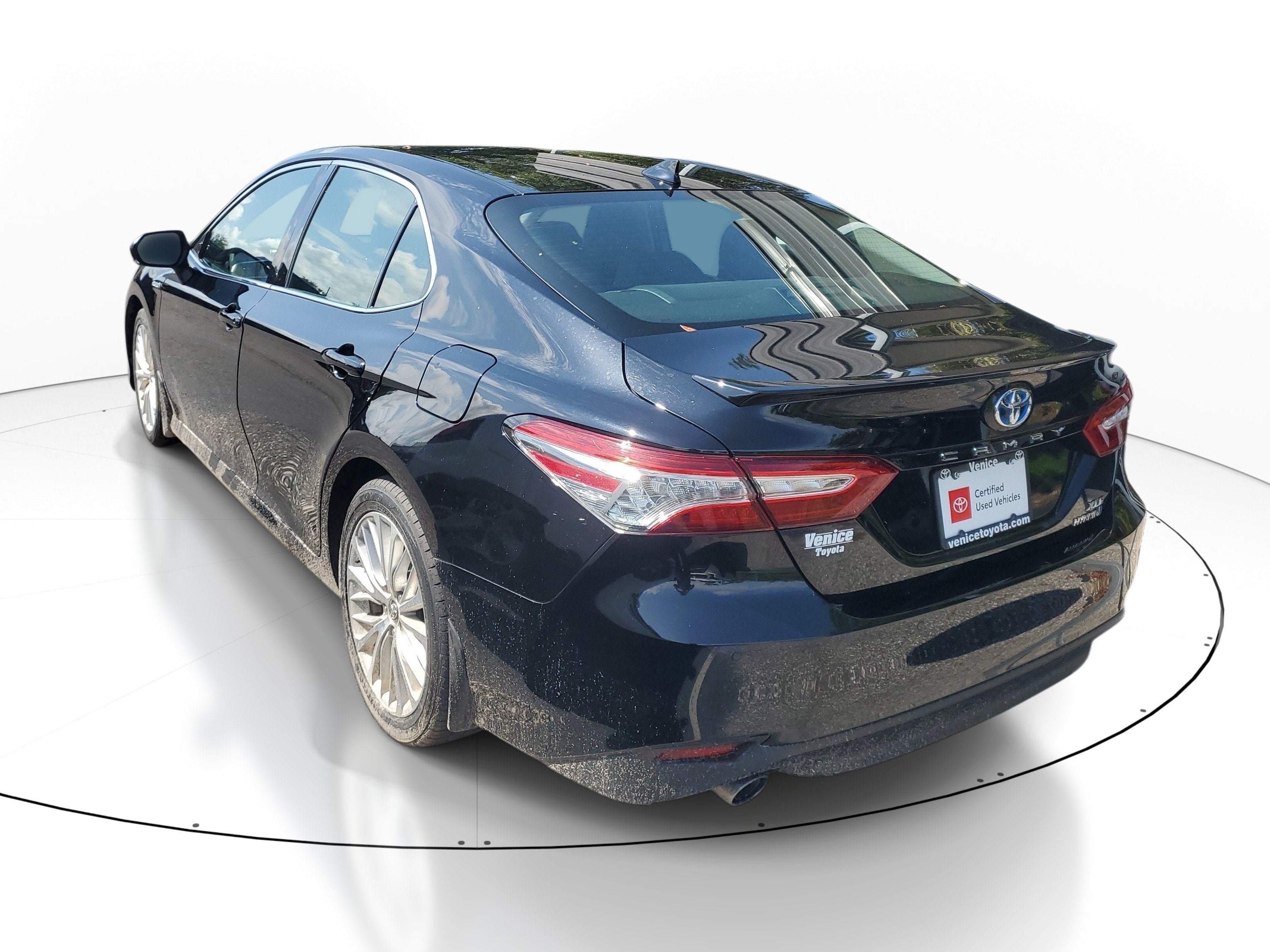 2018 Toyota Camry Hybrid XLE