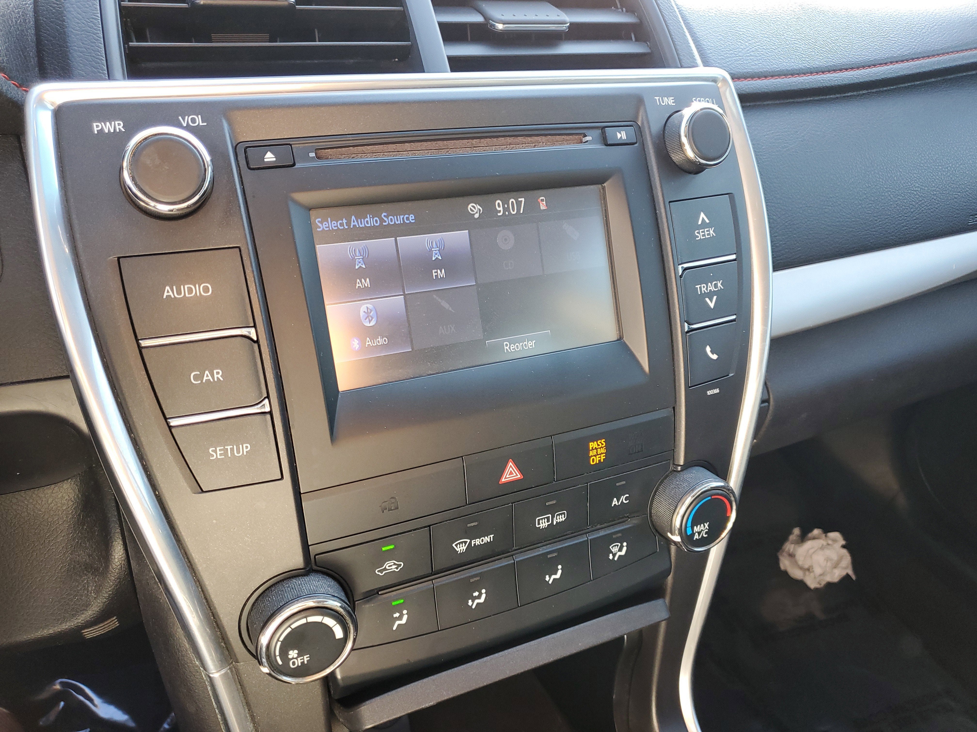 2015 Toyota Camry SE